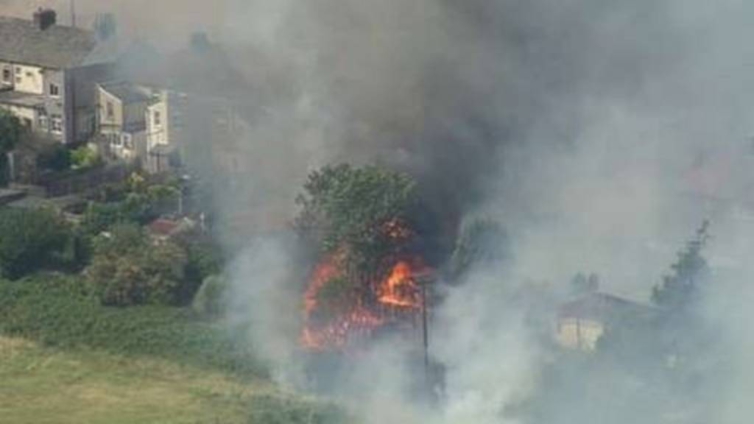 Fire breaks out at south London park