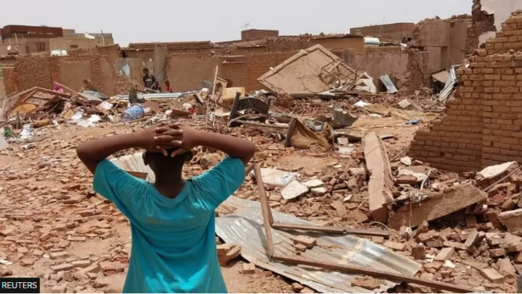 Sudan crisis: War crimes suspect freed amid chaos