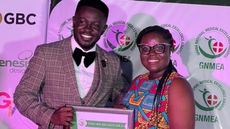 Elder-Dr.-Emmanual-Yeboah-Honoured-At-Ghana-Medical-Excellence-Awards-web-2000x1125