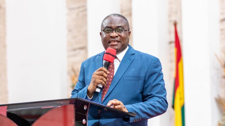 Make-Personal-Devotion-A-Lifestyle-Apostle-Samuel-Osei-Asante-web-2000x1125