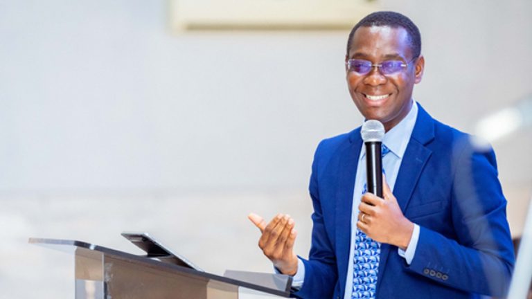 Apostle-Dr-Koranteng-Sensitises-School-Proprietors-On-Child-Health-And-Well-Being-web-2000x1125