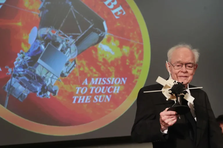 181030102541-06-parker-solar-probe