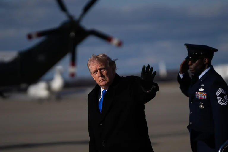 24dc-iran-econ-01-hctq-superJumbo