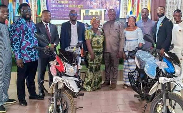 PIWC – Bay Area Donates Two Motorbikes To Guinea Conakry web.jpg